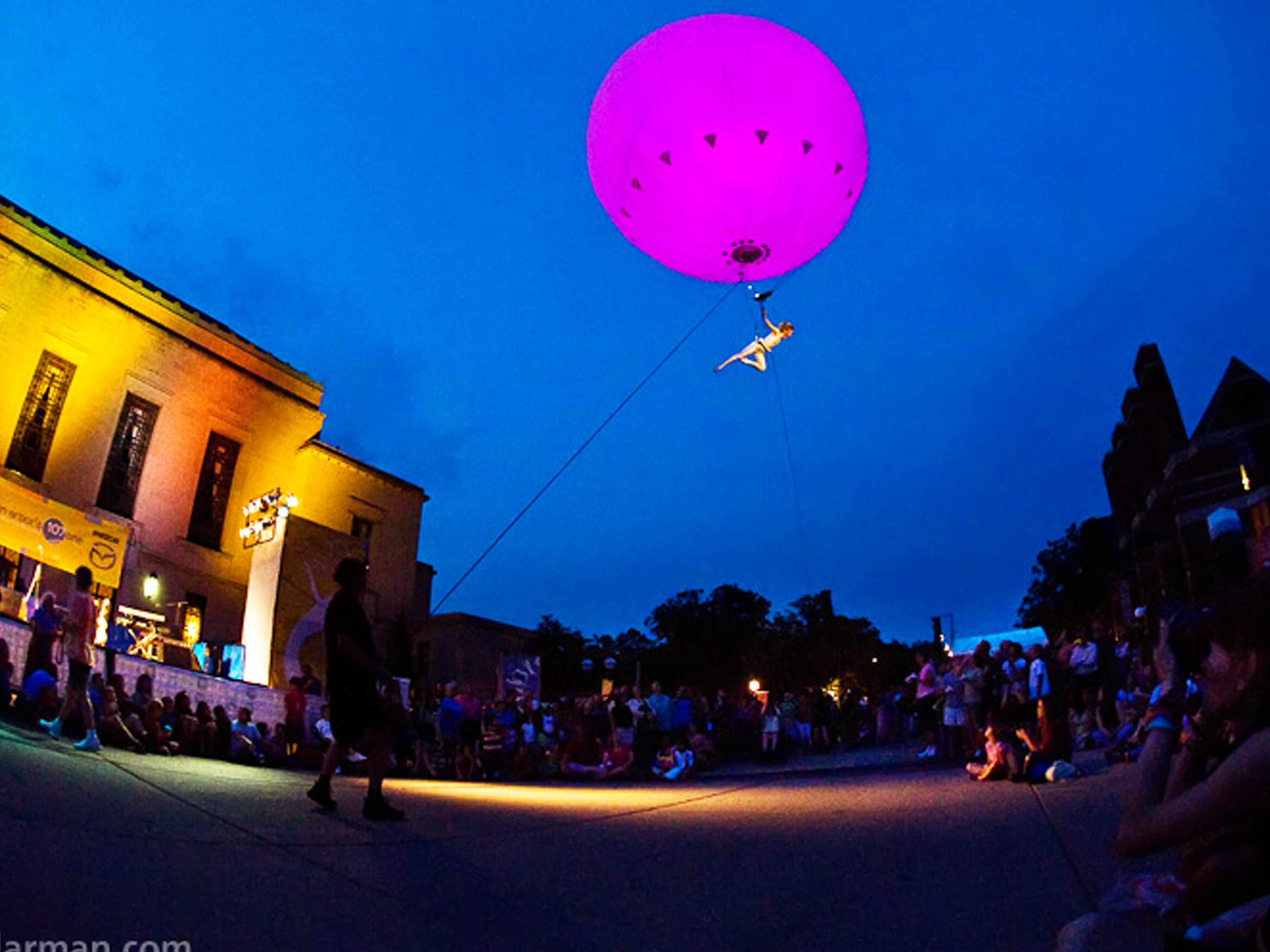Dansa, acrobàcia, globus, heli, espectacle, aire, esdeveniment, il · luminació, llums