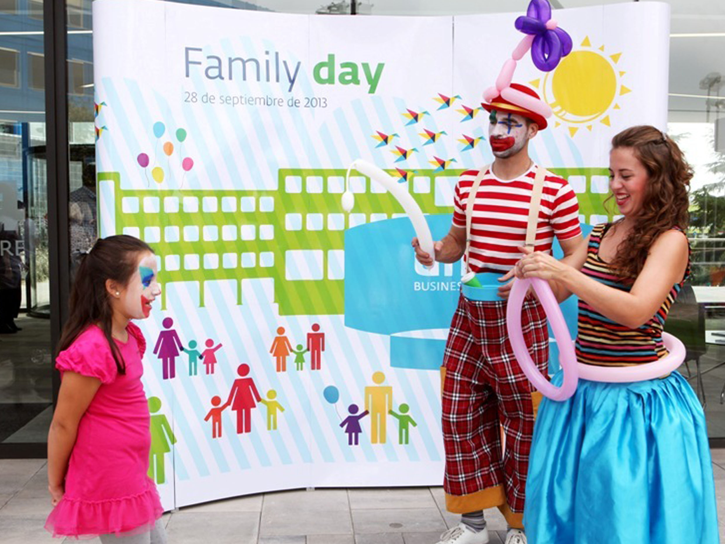 Animators, presentations, participation, event, entertainment, gala, concert, dinner, kids, barcelona, adults