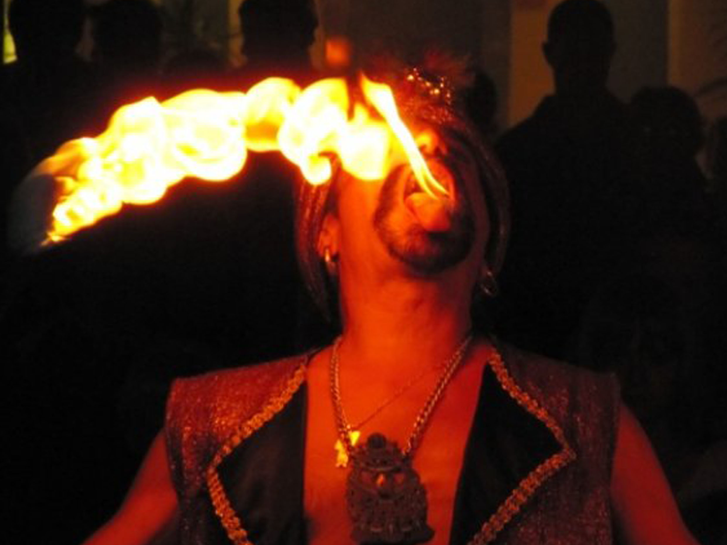 Artist, circus, spectacle, pain, suffering, entertainment, barcelona, event,
